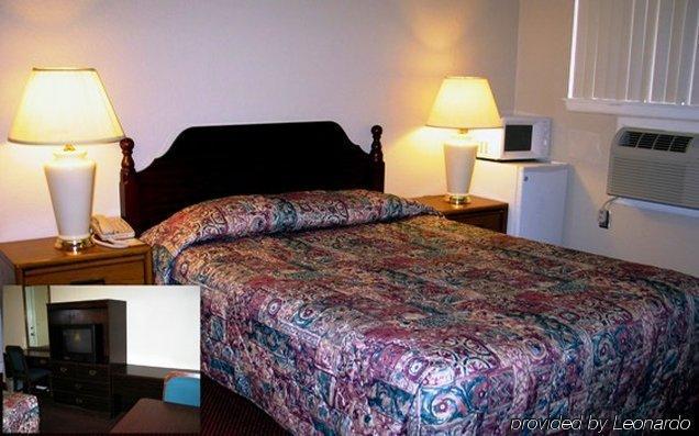 Sunset Inn And Suites West Sacramento Quarto foto