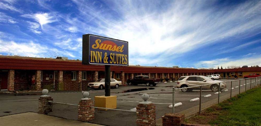 Sunset Inn And Suites West Sacramento Instalações foto